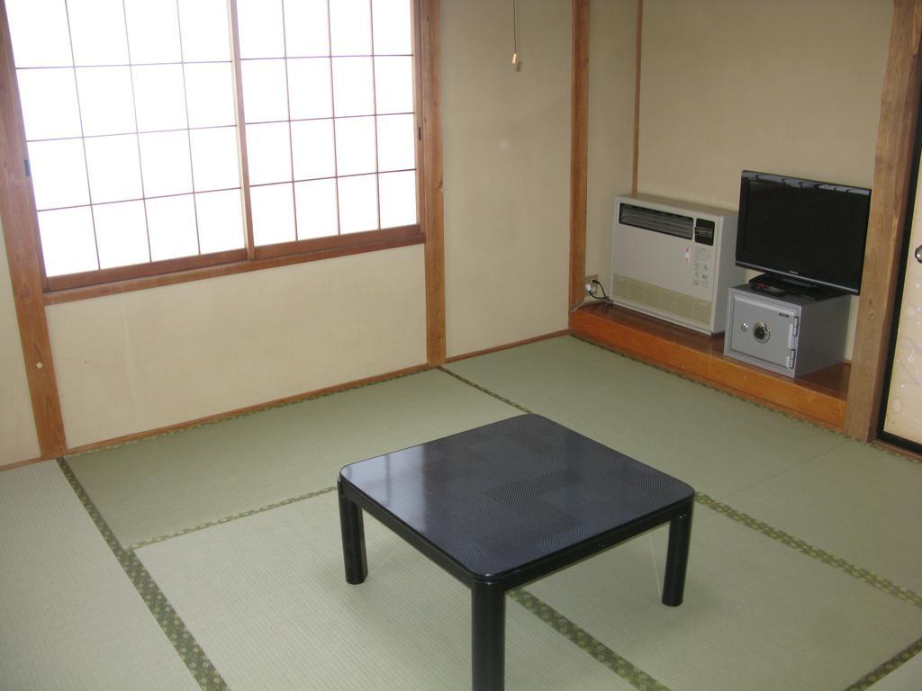 Ryokan Kobayashi Katashina Bagian luar foto